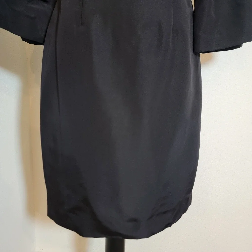 Carolina‎ Herrera Black Silk Lined Puff Balloon Bell Sleeve Knee Length USA Sz 8